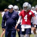 Jerry Jones says Dallas Cowboys 'need to be viable' in playoffs for it to be successful season - ESPN