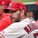 MLB roundup: Adam Wainwright beats Brewers for 200th win