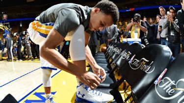 Under Armour Stole Stephen Curry From Nike in 2012 With the Help