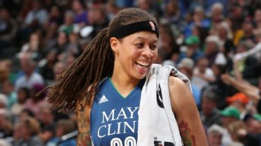 Seimone Augustus retires, joins coaching staff as Sparks trim roster - West  Hawaii Today