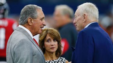 Bad Developments for Cowboys Haters: Dallas Is on Its Way Back, and Jerry  Jones Is 1 of Roger Goodell's Favorites