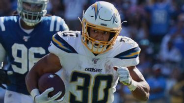 Danny Woodhead, Austin Ekeler Walking the Same NFL Path