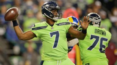 Geno Smith named Seattle Seahawks' starting quarterback after