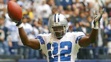 Emmitt Smith Becomes the All-Time King of Rushers!