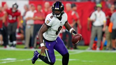 Lamar Jackson, Ravens turn things around in second half in win over Bucs -  ESPN