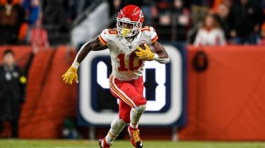 Chiefs coach Andy Reid says Pacheco, McKinnon 'complement each other'