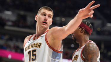 Series preview: Battle of elite big men as Nuggets-Lakers clash in