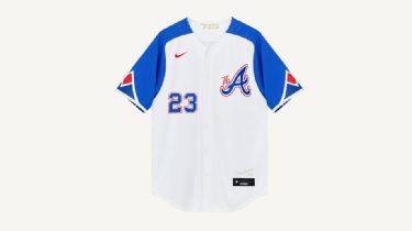 braves white and blue jersey