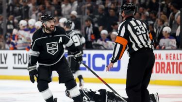 NHL - Dan O'Halloran, Wes McCauley cited as being among the league's best  referees - Big Question - ESPN