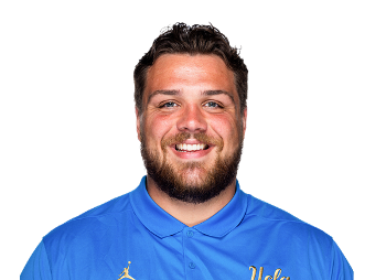 Hall Schmidt headshot