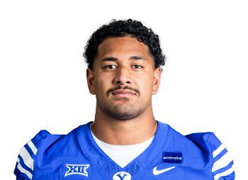 Paki Finau headshot