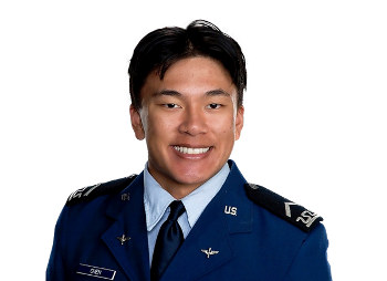 Kyle Chen headshot