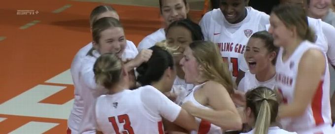 Bowling Green wins it on a buzzer-beating floater