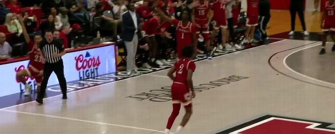 Rob Brown III shows off range with long 3-pointer