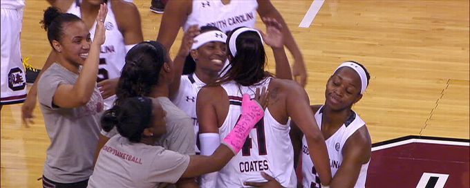 Alaina Coates earns a triple-double in the final seconds of the game with her tenth block of the game