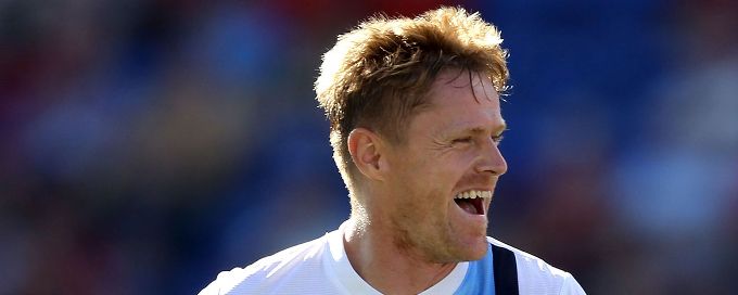 Damien Duff returns to Ireland to sign with Shamrock Rovers