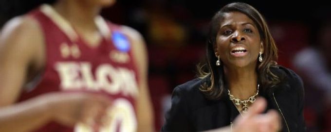 Former UNC star Charlotte Smith finding own success on sideline as Elon coach