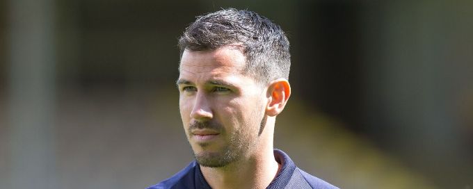 Sydney FC adds Ryan McGowan to defensive stocks