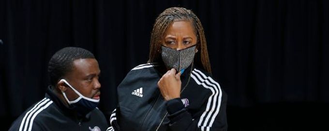 Detroit Mercy retains women's basketball coach AnnMarie Gilbert after allegations