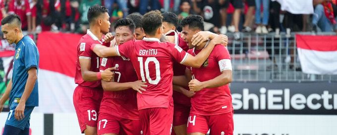 Indonesia show no mercy while Teerasil Dangda rolls back the years as AFF Championship Group A takes shape