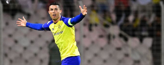 Cristiano Ronaldo scores 4 goals, including 500th league goal, in Al Nassr rout