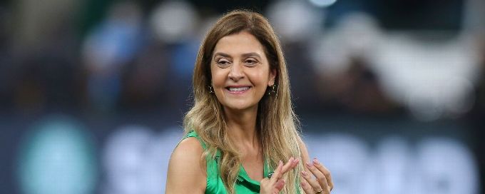 Palmeiras president hosts female-only news conference
