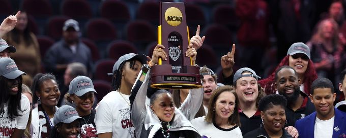 Where do Gamecocks rank among undefeated D-I champions?