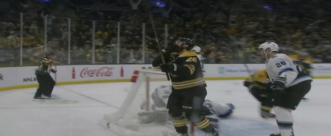 Elias Lindholm scores on the power play for Boston Bruins