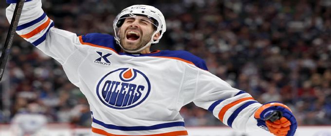 Evan Bouchard helps Oilers grab lead in 3rd period