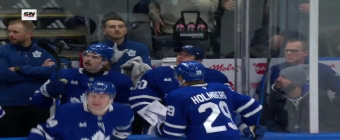 Alex Steeves scores his first career NHL goal for Toronto