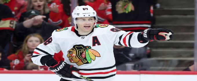 Patrick Kane returns to Blackhawks on two-year contract