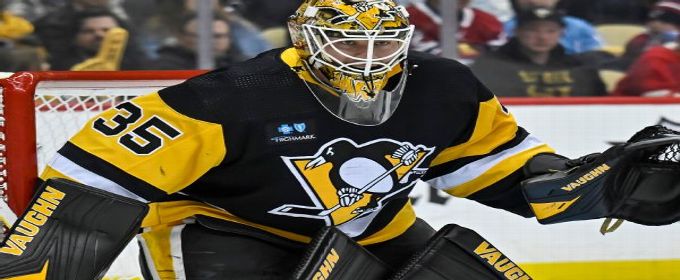 Penguins place starting goalie Tristan Jarry on waivers