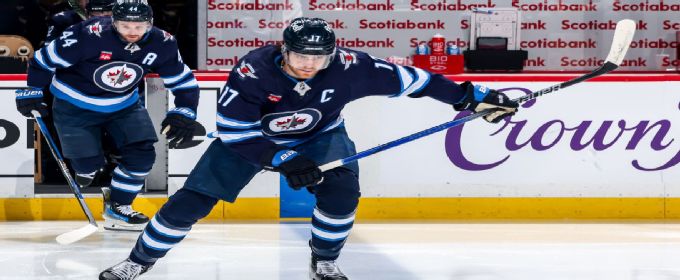 Jets captain Adam Lowry has hip surgery, out 5-6 months