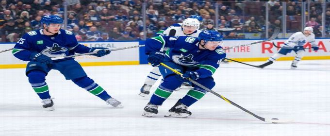 Canucks extend O'Connor after forward's strong play since trade