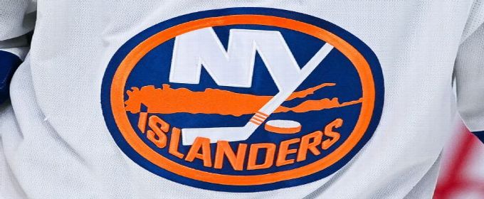 Sources: Islanders hiring Lightning's Mathieu Darche as GM