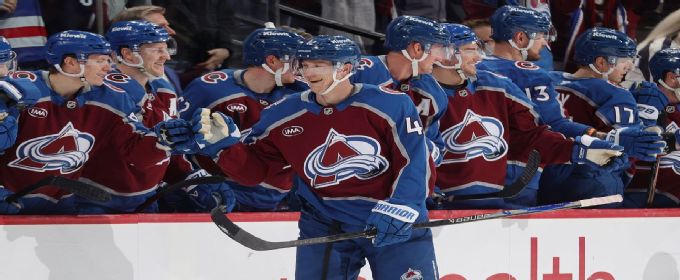 Avs' Josh Manson has fight, 4 points with dad watching