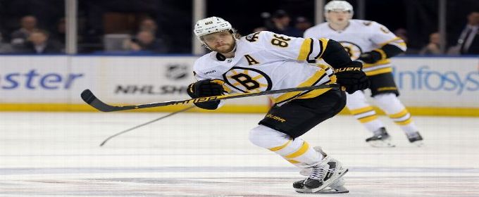 David Pastrnak sixth Bruins player to reach 900 career points