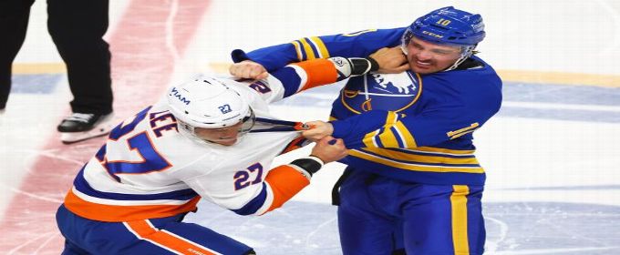 Sabres' Carrick injures left arm in fight with Islanders' Lee