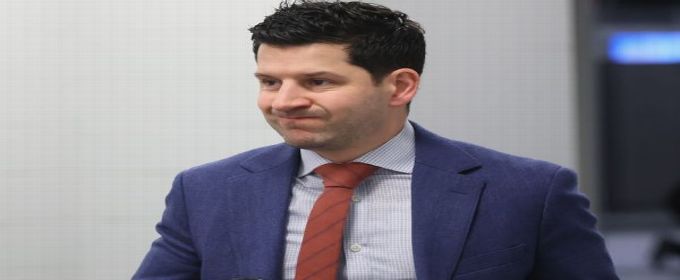 Blackhawks extend general manager Kyle Davidson's contract