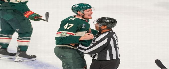 Wild's McCarron calls Avs' Manson 'dirty player' for butt-end to face