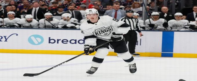 Kings re-sign Brandt Clarke to five-year, $37 million deal