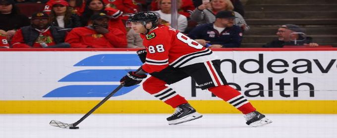 Blackhawks' Patrick Kane sets record for assists by U.S.-born player