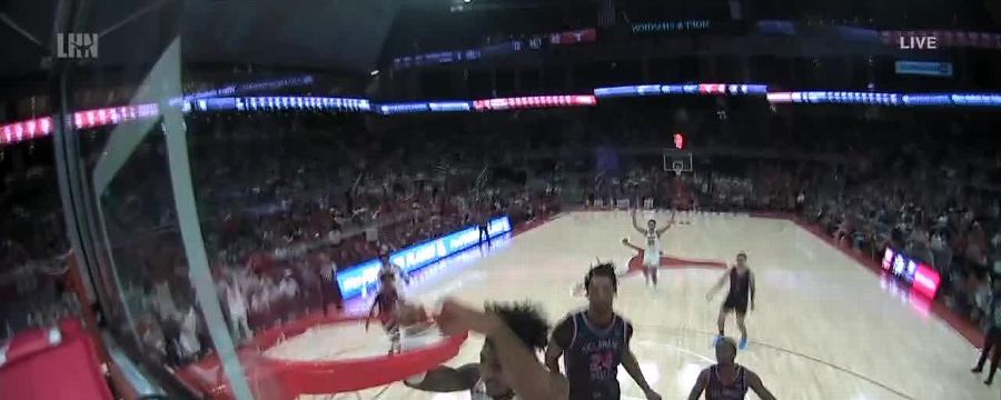 Dillon Mitchell throws down big slam vs. Delaware State Hornets