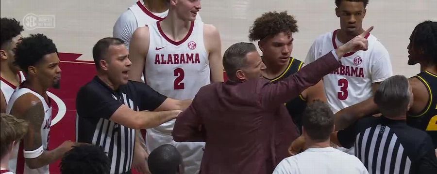 Nate Oats shoves Mizzou player during tussle