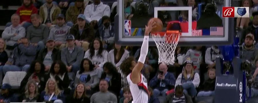 Matisse Thybulle eases in a jam for the Blazers