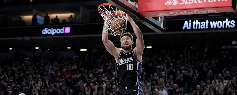 Domantas Sabonis wins it for Kings with clutch steal and slam