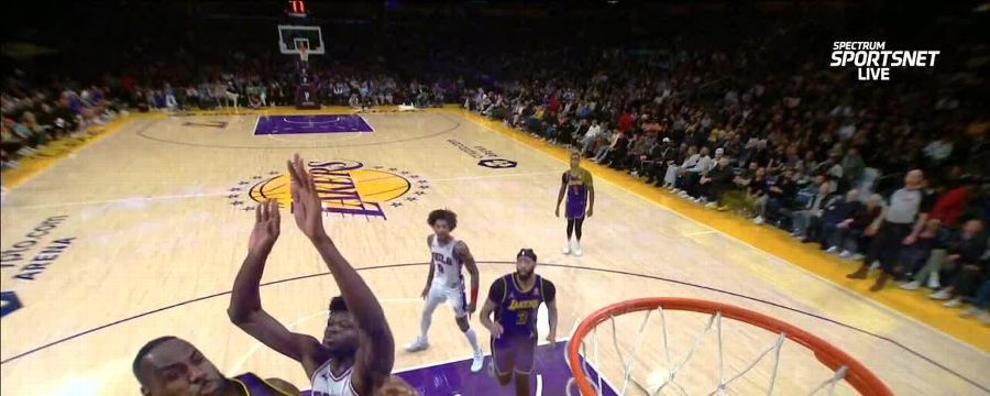 LeBron drives and throws down a thunderous jam
