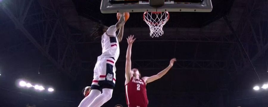 Newton lobs it up to Castle for UConn slam