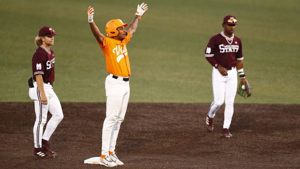 Vols Take Down No. 14 Texas A&M to Secure Series Win - University of  Tennessee Athletics