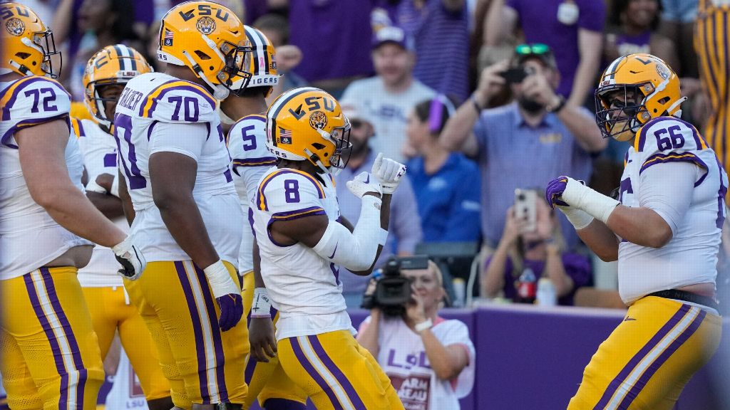 LSU Baseball Unveils Incredible Uniform Lineup - Stadium